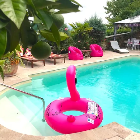 Séjour chez l'habitant , Piscine, Jardin, Parking