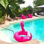 Ubytování v soukromí , Piscine, Jardin, Parking