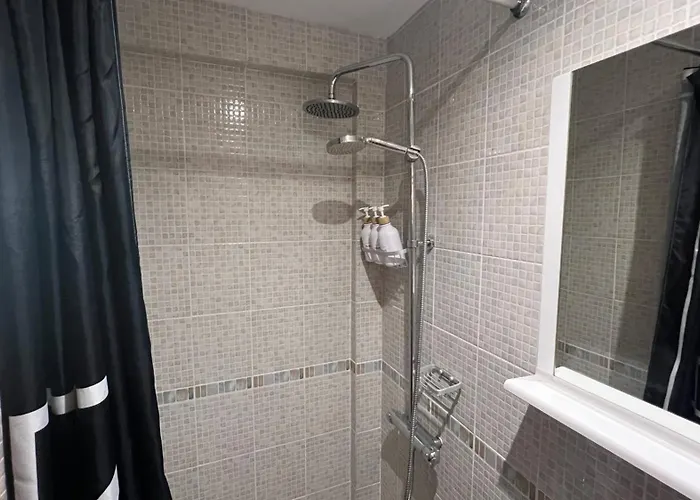 , Piscine, Jardin, Parking *