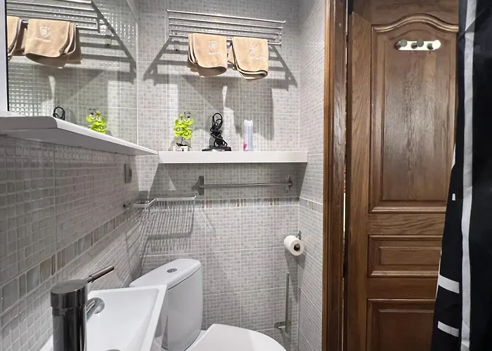 , Piscine, Jardin, Parking Kwatera prywatna *